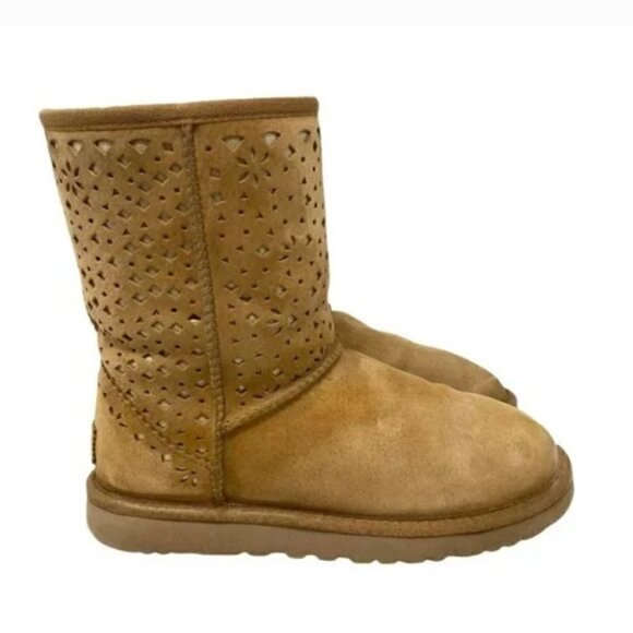 UGG Australia Classic Short Flora Perf Brown Suede Boots - Size 7 - Picture 3 of 14